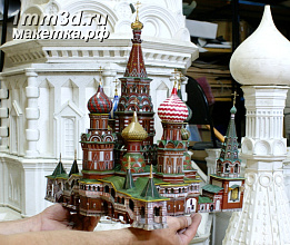 Начат проект изготовления макета Московского Кремля и Красной площади в масштабе М1:30. Высота Спасской башни Кремля 2 метра 30 см! г.Москва
